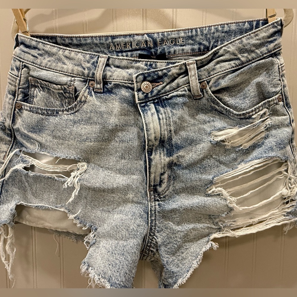 American Eagle Outfitters Blue Jean Shorts Distressed Style